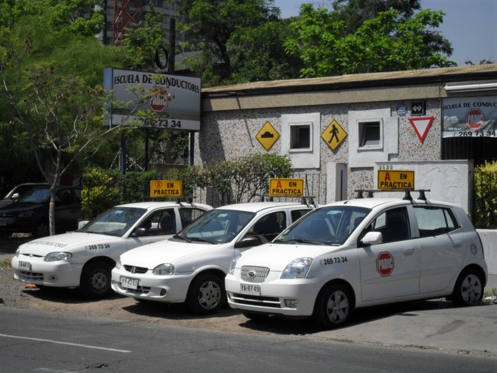 Escuela De Conductores Padic - Ñuñoa